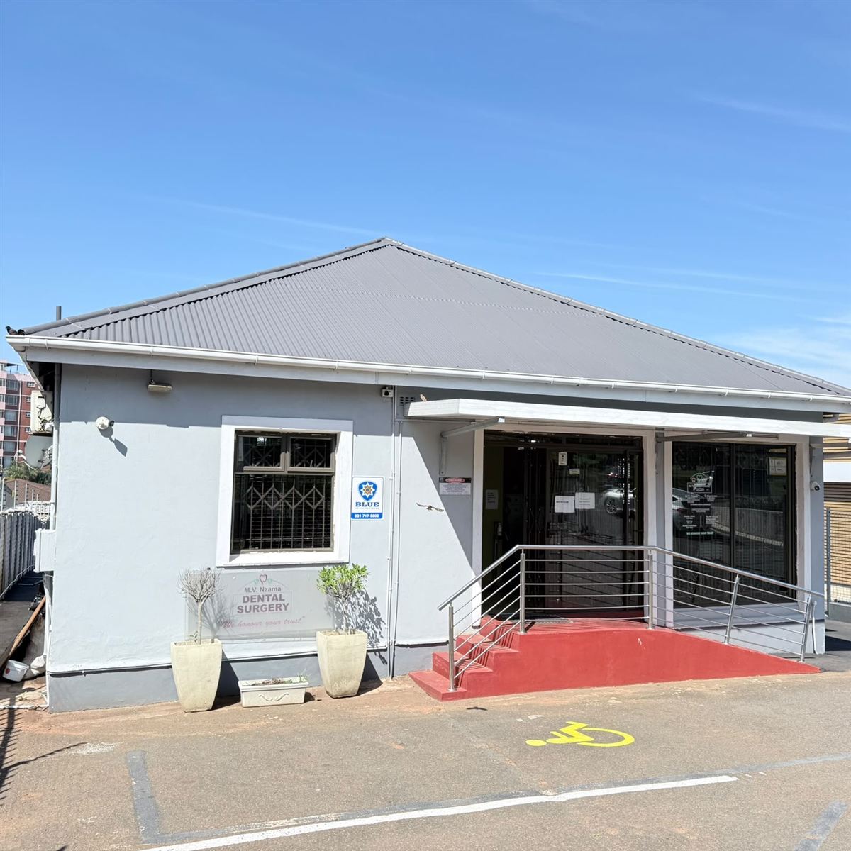 Entrance to MV Nzama Dental, Montclair